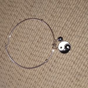 YinYang bangle bracelet w/dark pearl